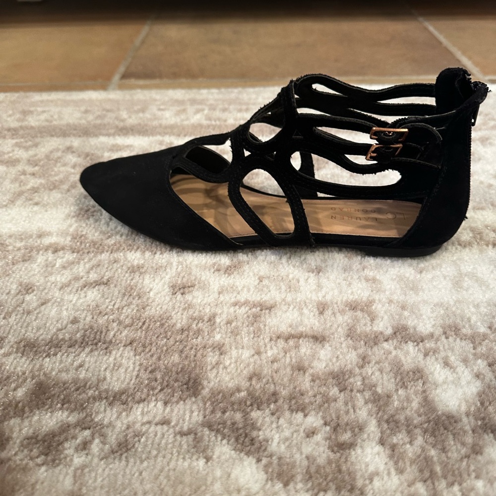 LC Lauren Conrad Black Strappy Flats
